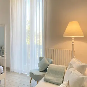 https://alla-luce-del-barocco.lecce-hotels.com